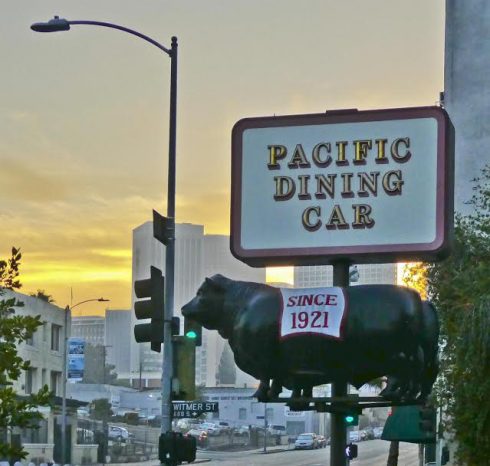 Los Angeles, California, USA 4th August 2020 A general view of atmosphere  IHOP outdoor dining on August 4, 2020 in Los Angeles, California, USA.  Photo by Barry King/Alamy Stock Photo Stock Photo - Alamy