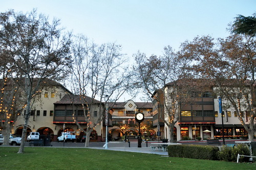 Todos Santos Plaza